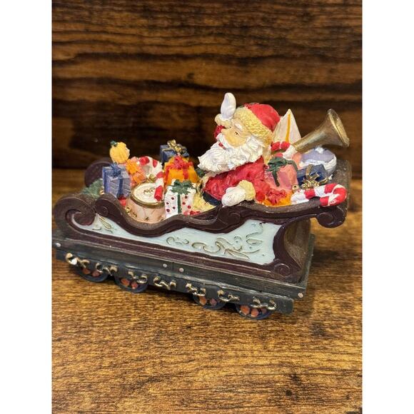 1998 JC Penney Home Towne Express with Original Box - Santa’s Gift Sleigh - Picture 2 of 7